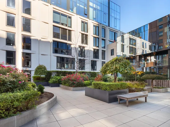 500 West 45th Street image 6 of 8