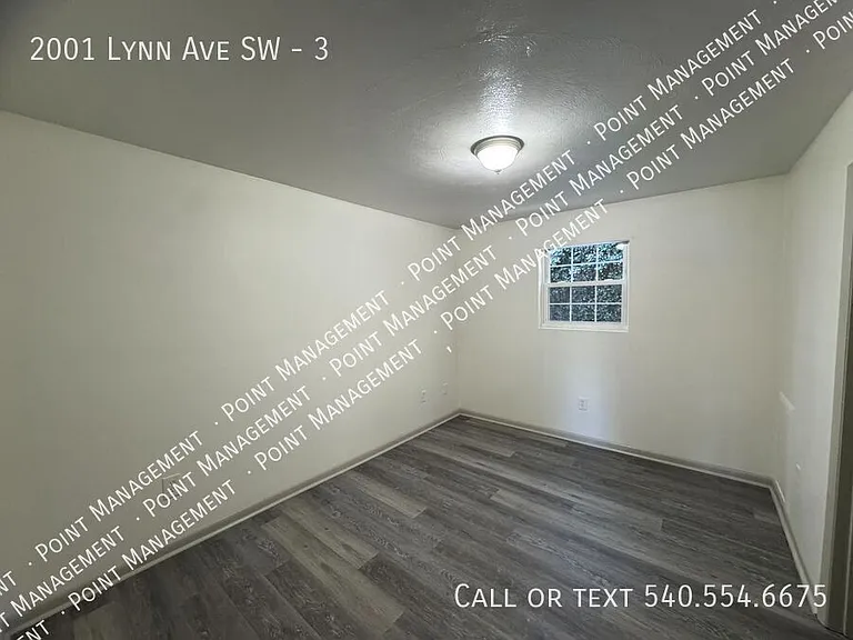 2001 Lynn Ave SW #3 — Photo 6