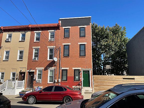 5th image of 1725 N Marshall St