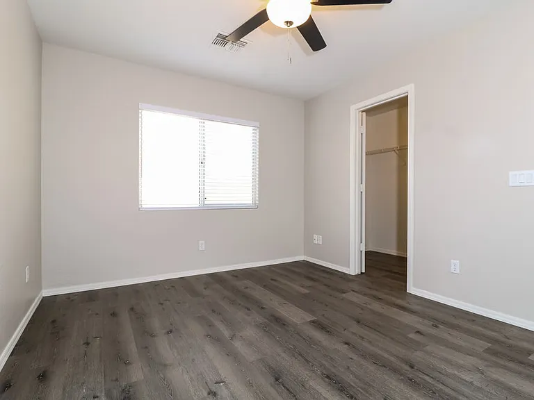 12637 W Bloomfield Rd — Photo 8