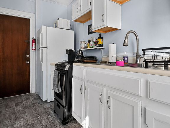 5th image of 189-191 Bradley St #191-2