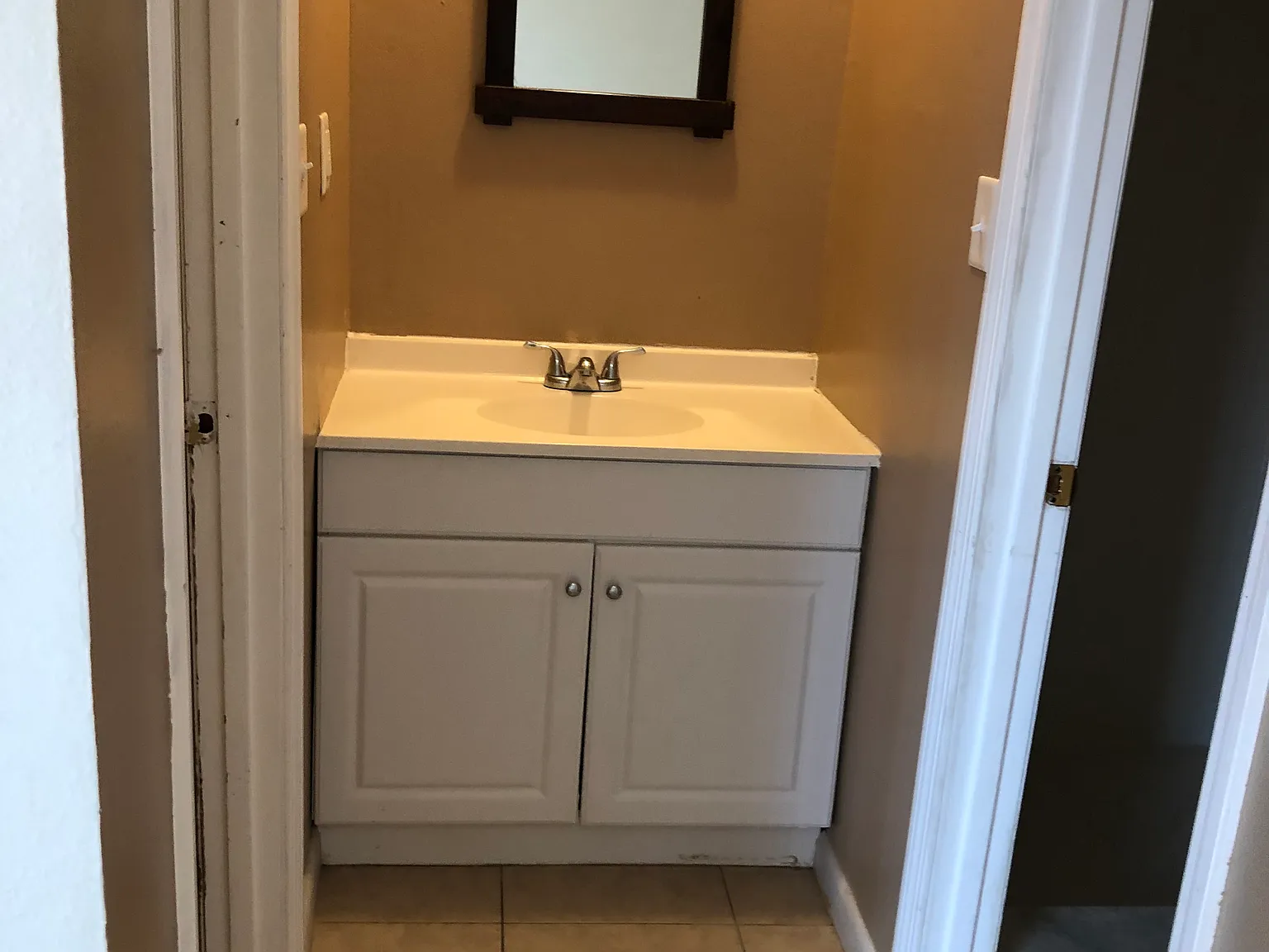 2 bed, 1025 sqft, $1,400 — Photo 2