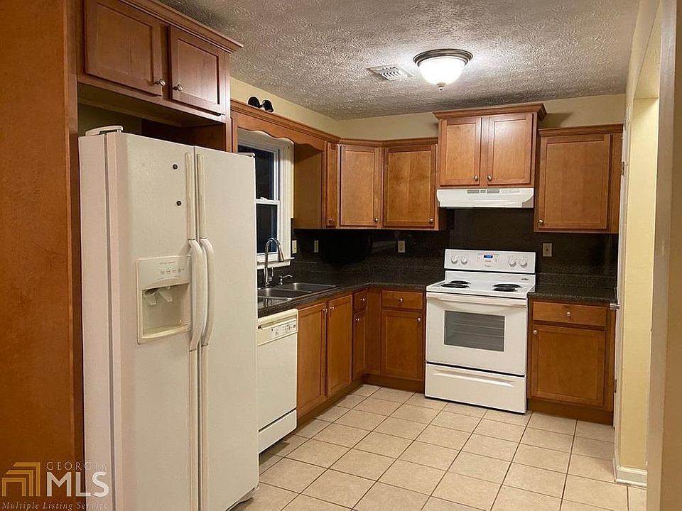 1st image of 1676 Harvest Dr