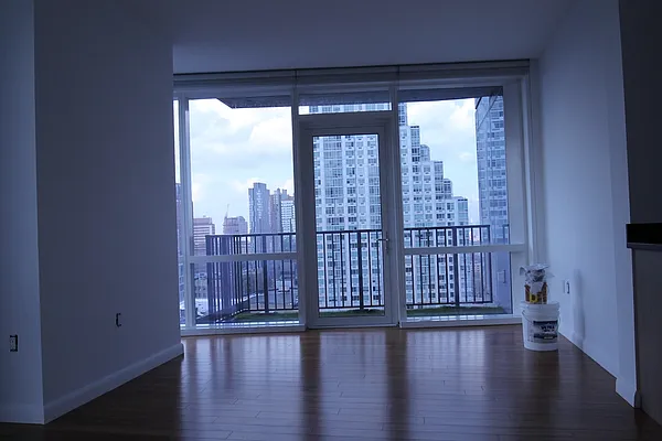 Rented by The Dermot Realty Management Company | media 7