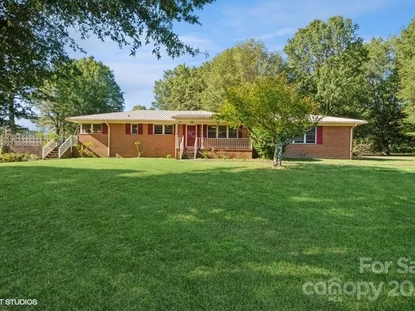 16213 Hazard Rd, Oakboro, NC 28129