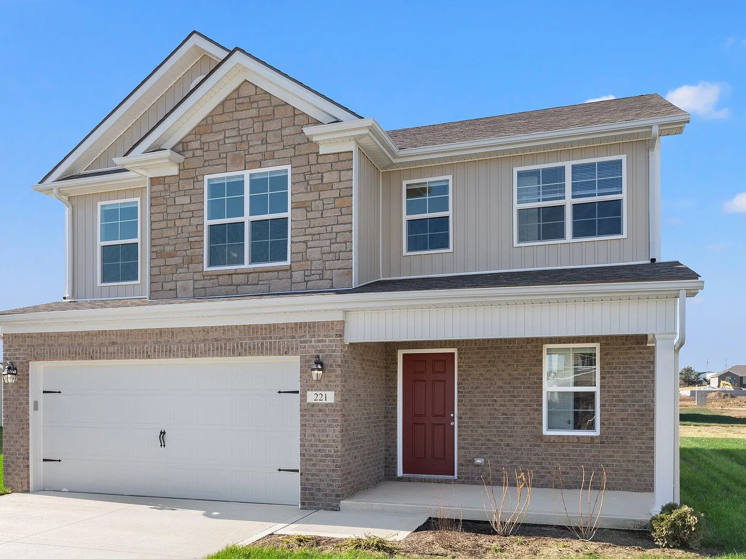 4 bed, 2.5 bath, 1900 sqft, $2,350 — Photo 2