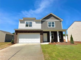33 Heartland Dr, Dallas, GA 30157