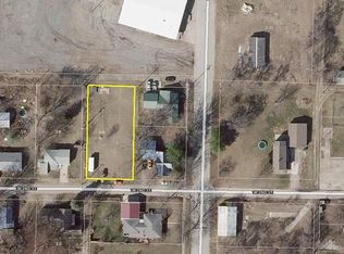 414 W 2nd St, Rochester, IN 46975