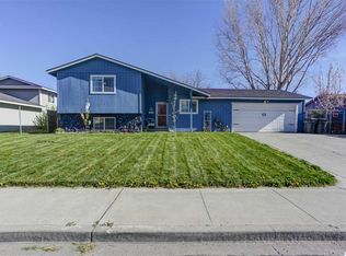 8024 W Deschutes Ave, Kennewick, WA 99336