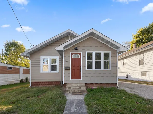 1029 S Roosevelt St, Harrisburg, IL 62946