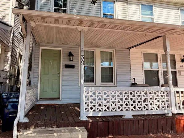 39 E Main St, Middletown, DE 19709