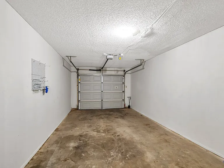424 W Pecan Ave #B — Photo 36