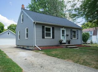 711 Riley St, Lansing, MI 48910