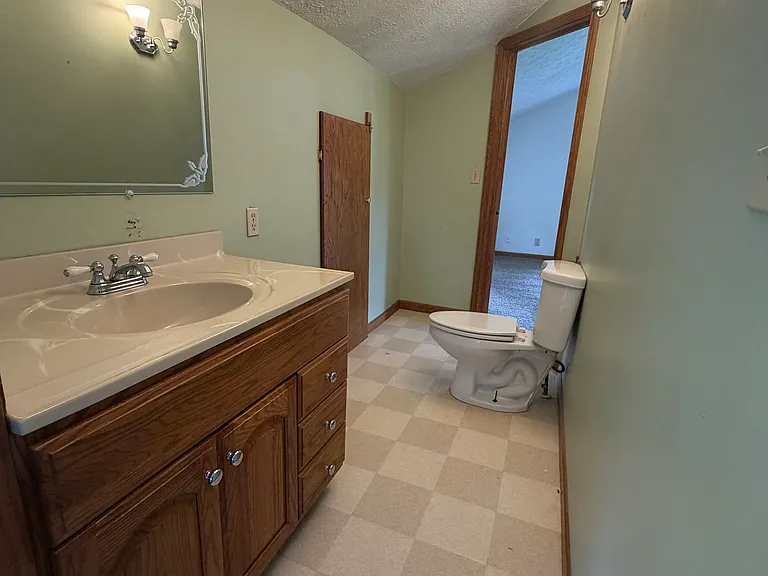 6422 Edison St NE — Photo 23