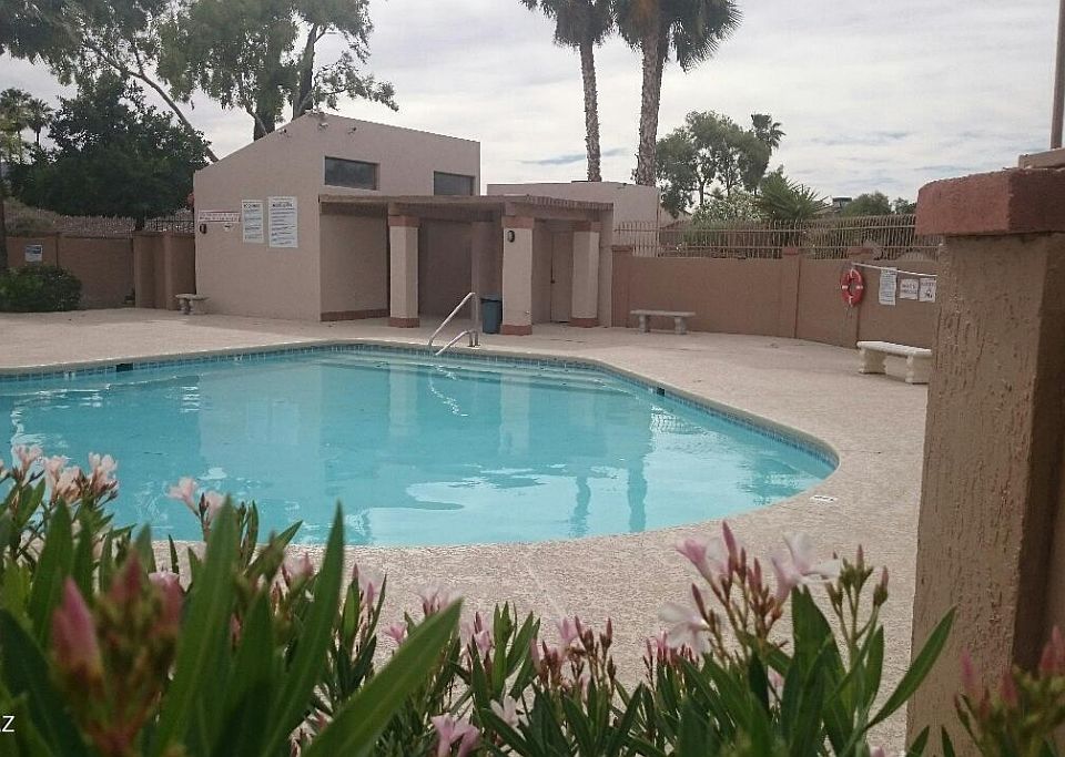 1st image of 2433 N Palo Hacha Dr