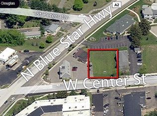 204 Center St, Douglas, MI 49406