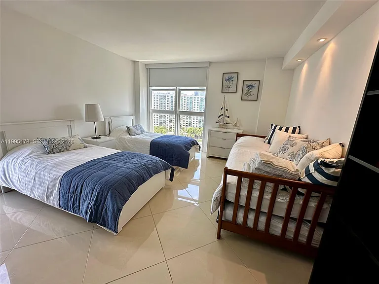 100 Bayview Dr #1405 — Photo 30