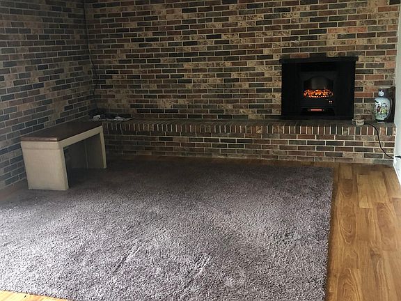 5th image of 27034 W Lakeview Dr S
