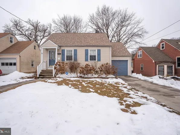 902 Maple Ave, Oaklyn, NJ 08107