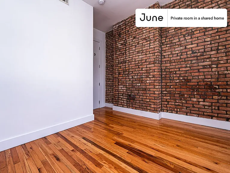 886 Jefferson Ave #C — Photo 3