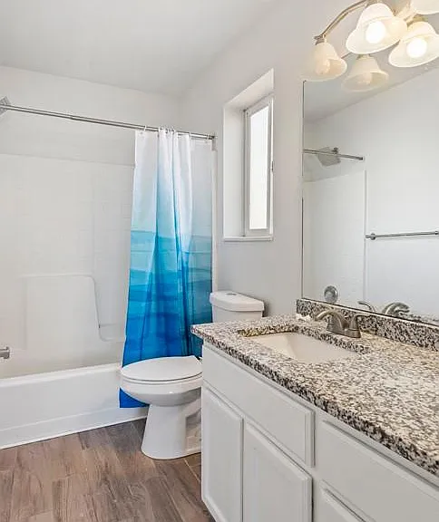3711 S Queenspointe Ln — Photo 2