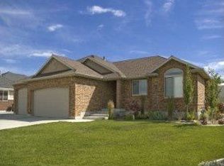 993 S Arbor Way, Layton, UT 84041