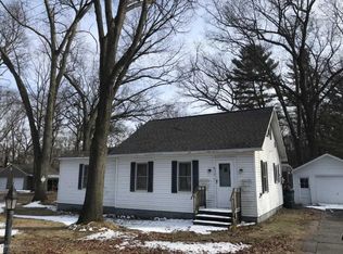 617 W River Rd, Muskegon, MI 49445