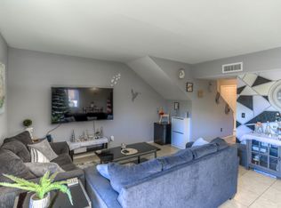 621 W Calle De Las Lomitas, Tucson, AZ 85704
