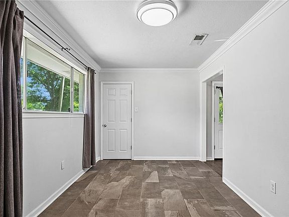 5th image of 48198 Stafford Rd