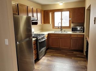 8720 Glasgow Ln, Saint Bonifacius, MN 55375