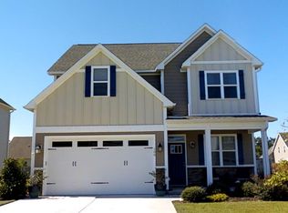 100 Abaco Dr, Cape Carteret, NC 28584