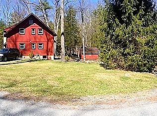 123 Crescent Dr, Bartonsville, PA 18321