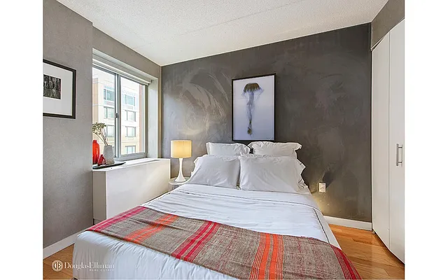 Rented by Douglas Elliman | media 28