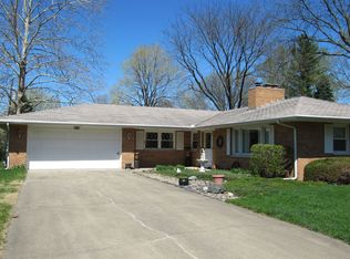 406 W Evergreen Ct, Urbana, IL