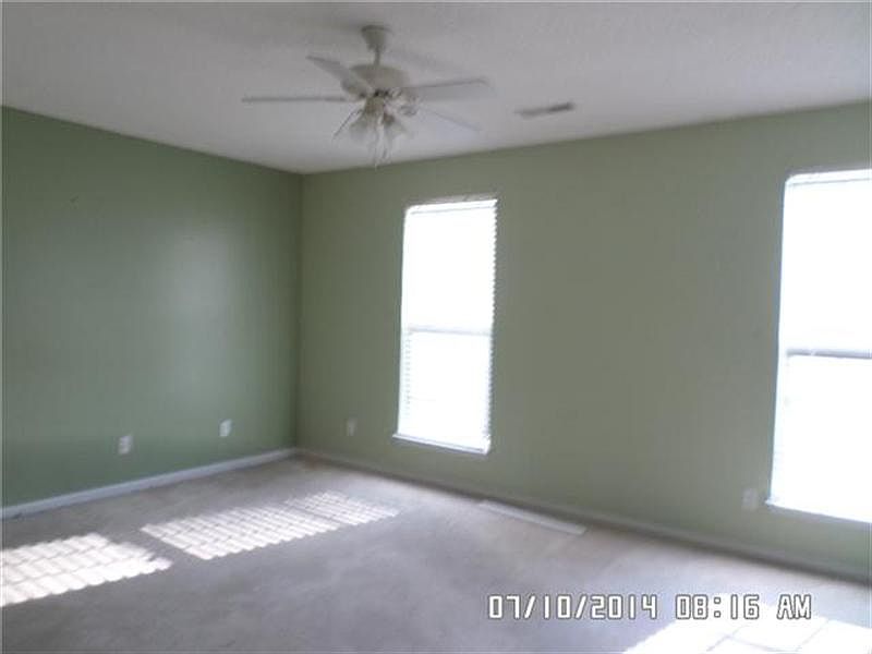 2nd image of 1022 Longview Dr