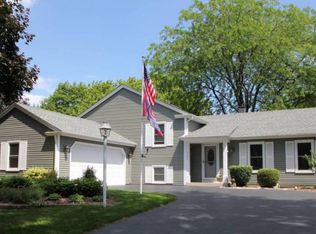 1137 Chillem Dr, Batavia, IL 60510