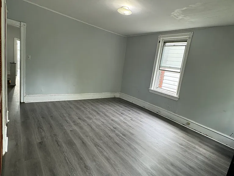 4660 Castor Ave #2 — Photo 3