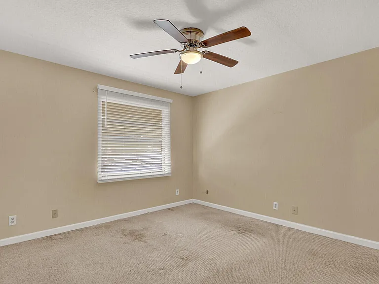 312 Southwind Dr #207 — Photo 14