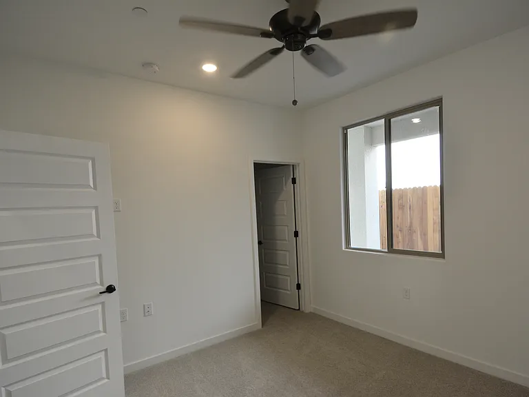 7414 Lemon Meadow Pl — Photo 8