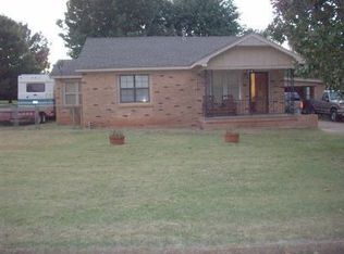 816 M Ave, Maysville, OK 73057