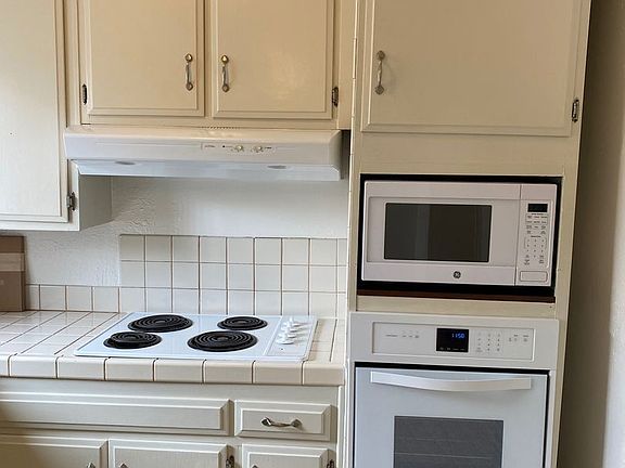 5th image of 4717-4723 Hamilton St #4717