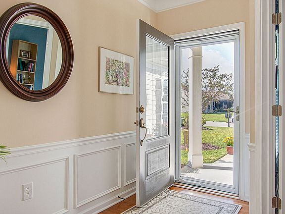 Inviting Entryway 