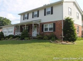 3507 E Oakwood Dr, New Albany, IN 47150