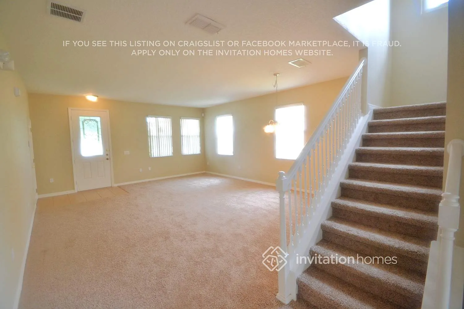 1033 Berkeley Dr Kissimmee, FL 34744 — Photo 2