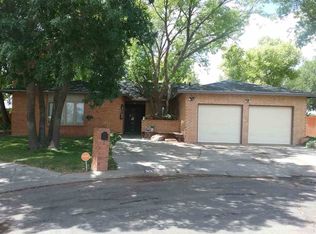6 Beaver Pl, Roswell, NM 88201