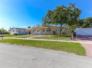 12465 SW 185th Ter, Miami, FL 33177