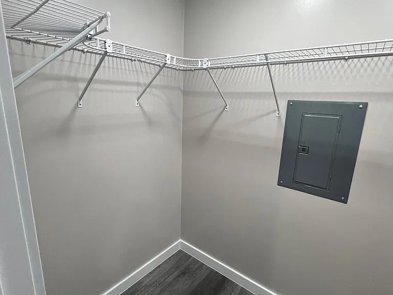 1147 Victoria Dr #B3 — Photo 27
