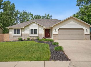 3035 Player Dr, Rapid City, SD 57702