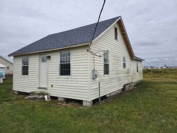 5092 Canton Rd, Tangier, VA 23440