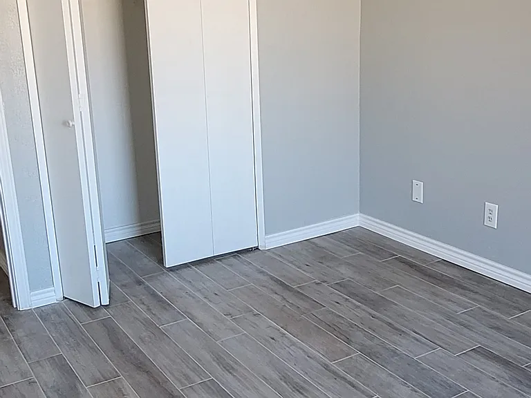 6904 Misty Glen Ct — Photo 19